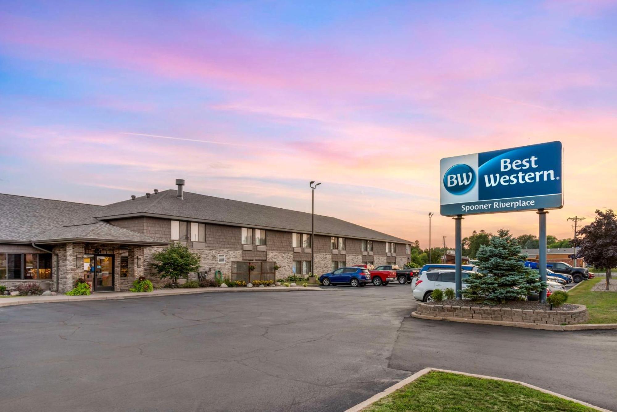 Best Western Spooner Riverplace Exterior photo