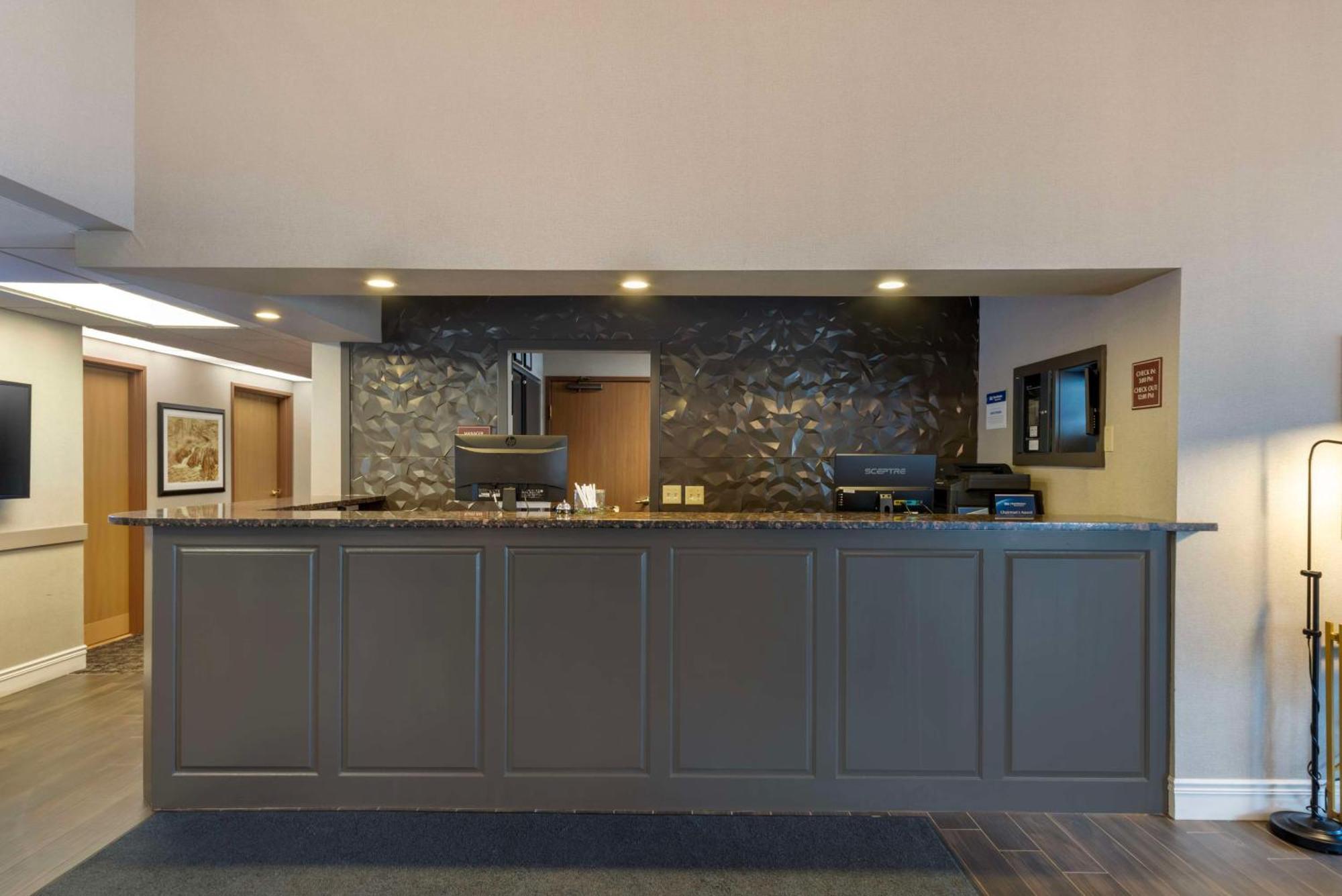 Best Western Spooner Riverplace Exterior photo